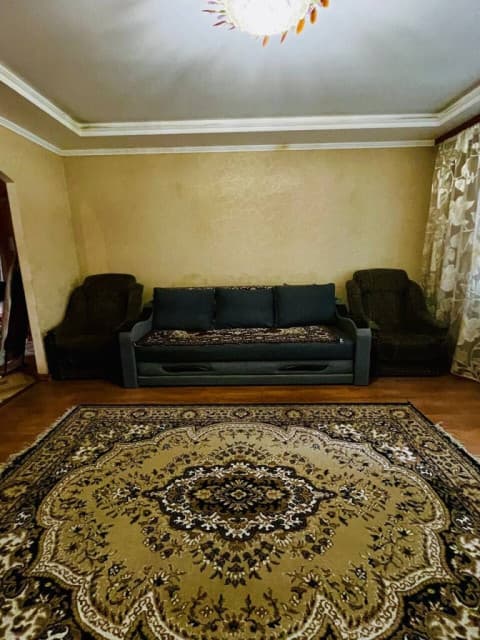 Продается 3-комнатная квартира в Центральном районе
