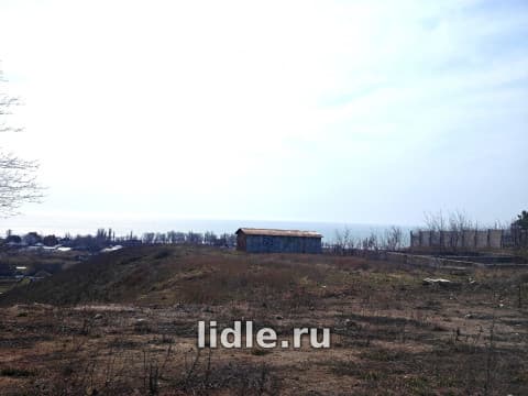 Земельный участок